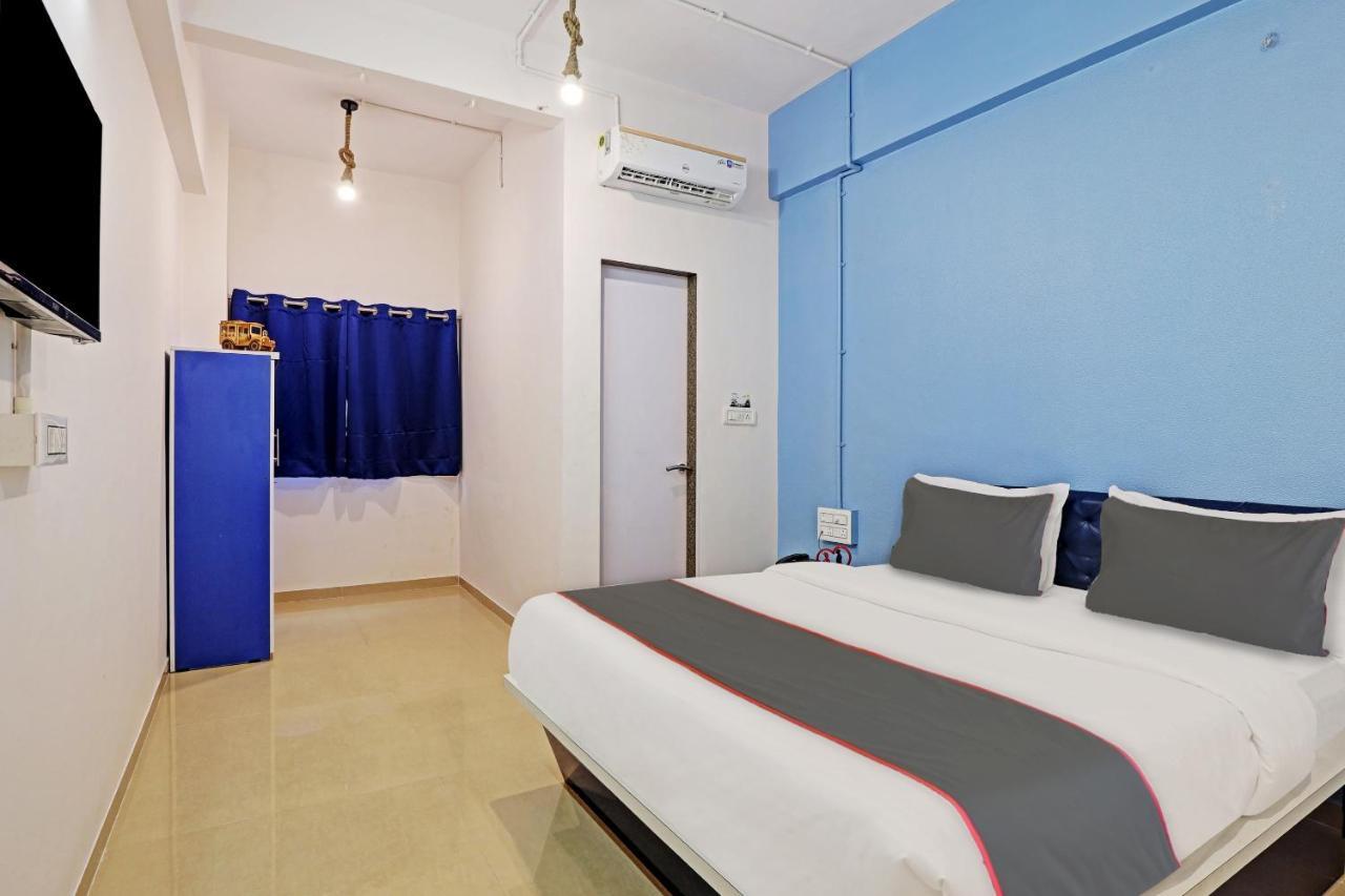 Hotel Solitaire, Best Luxurious Hotel Ac Rooms In סוראט מראה חיצוני תמונה